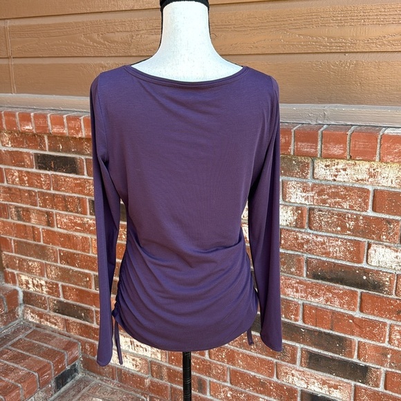 Athleta Women's Purple Ruched Athletic Top Blouse with Long Sleeves Size Small - Picture 5 of 7